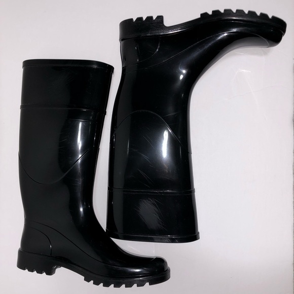 Dolce & Gabbana
rubber rain boots ๐ง - Picture 5 of 14
